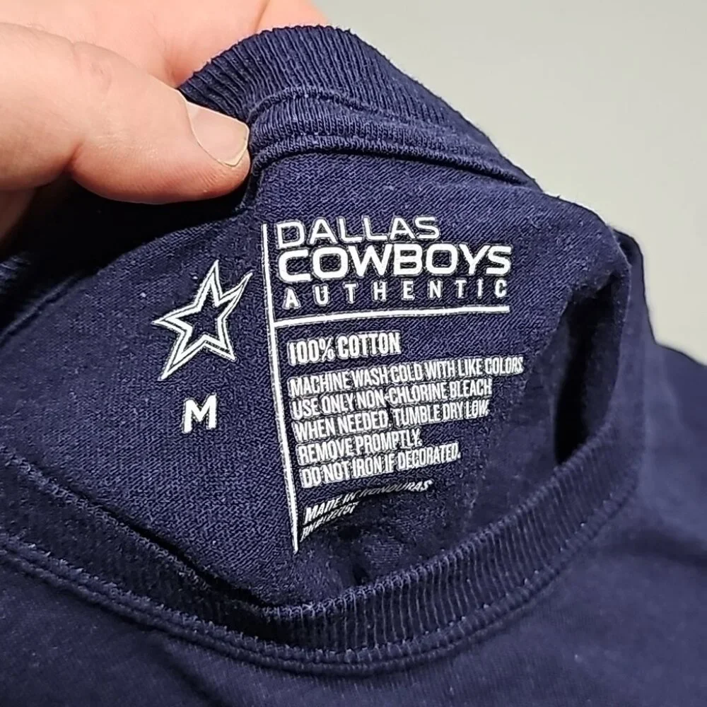 Dallas Cowboys dark blue medium short sleeve shirt - Picture 5 of 5